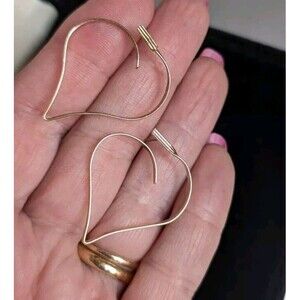 Vintage 197Avon Heart Shaped Hoop Earrings - Touch Points Narrow Gold Tone